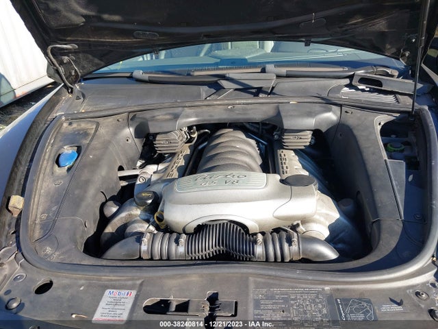 2004 PORSCHE CAYENNE WP1AC29PX4LA90302 Photo 9