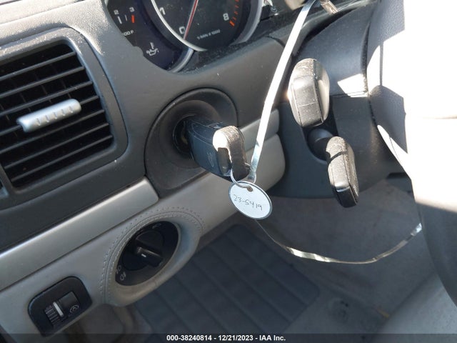 2004 PORSCHE CAYENNE WP1AC29PX4LA90302 Photo 10