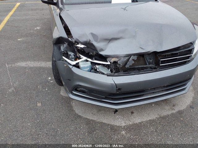 3VWL07AJ2GM232861 Volkswagen Jetta 1.8t Sel