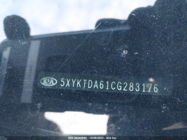 2012 KIA SORENTO LX VIN: 5XYKTDA61CG283176