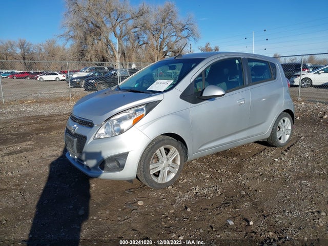 Chevrolet Spark 1lt Auto 2014 KL8CD6S95EC568016 Image 2