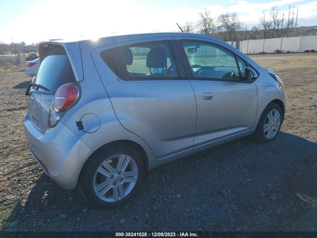 Chevrolet Spark 1lt Auto 2014 KL8CD6S95EC568016 Image 4