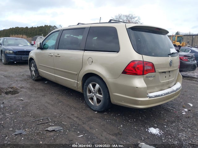 2011 VOLKSWAGEN ROUTAN SE VIN: 2V4RW3DG0BR766534