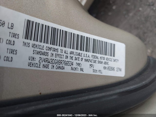 2011 VOLKSWAGEN ROUTAN SE VIN: 2V4RW3DG0BR766534
