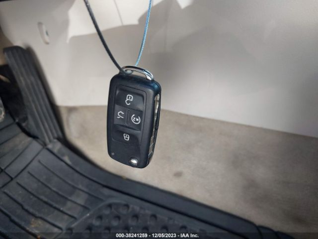 2014 VOLKSWAGEN PASSAT 1VWCN7A35EC079734 Photo 10