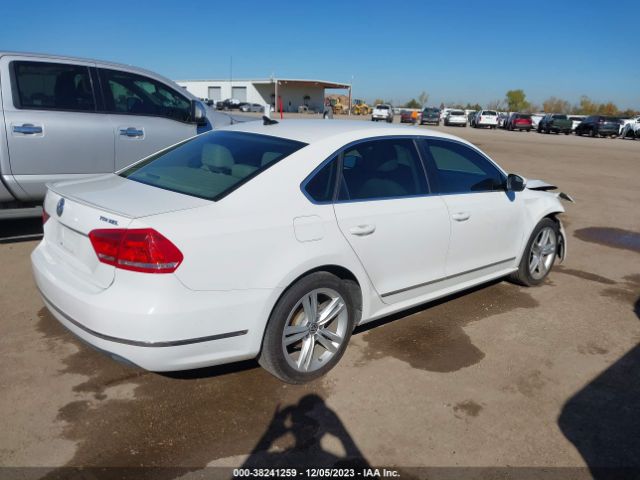 2014 VOLKSWAGEN PASSAT 1VWCN7A35EC079734 Photo 3