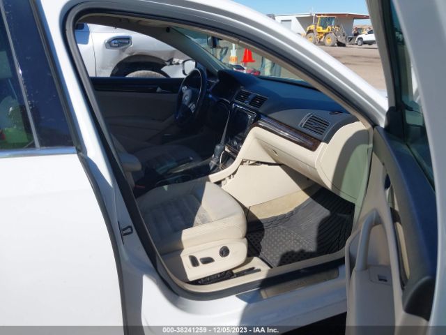 2014 VOLKSWAGEN PASSAT 1VWCN7A35EC079734 Photo 4