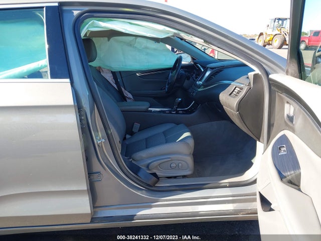 Chevrolet IMPALA LT 2019 1G11Z5S38KU108353 Image 5