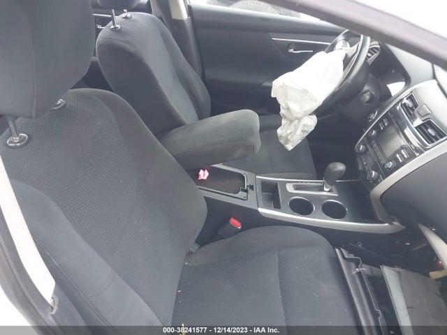 2015 NISSAN ALTIMA 2.5 SV VIN: 1N4AL3AP9FC195389