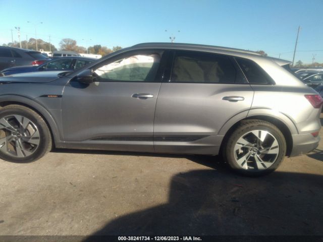 WA1AABGE6NB023772 Audi E-tron Premium Quattro