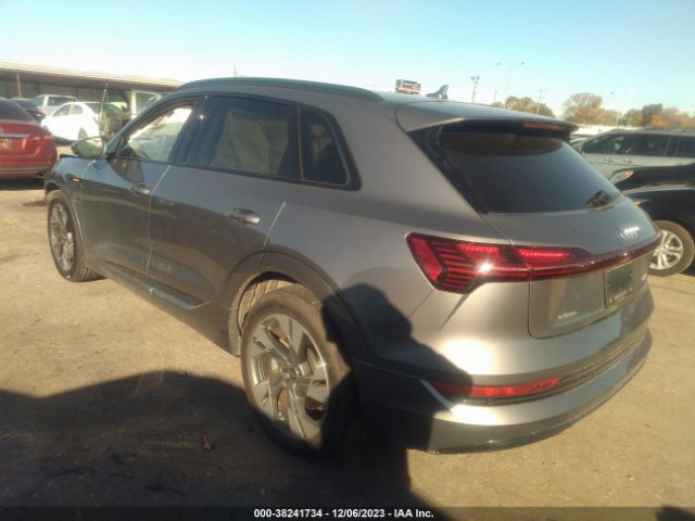 WA1AABGE6NB023772 Audi E-tron Premium Quattro