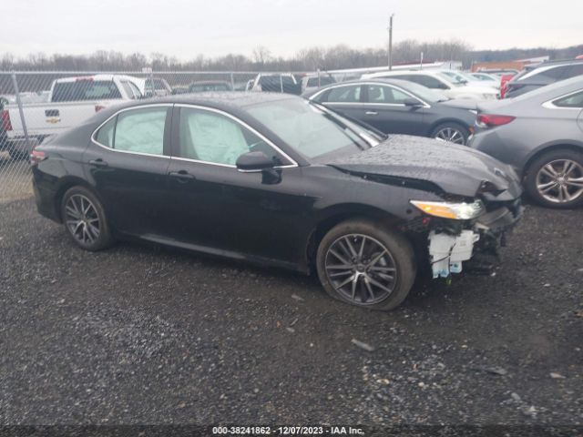 4T1F31AK2NU585960 Toyota Camry Xle Hybrid