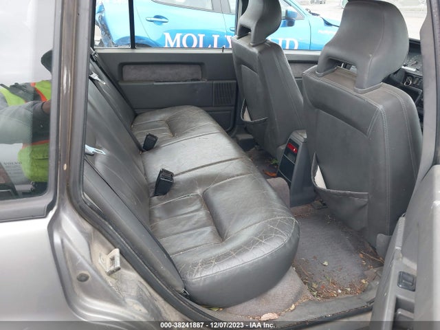 1993 VOLVO 940 VIN: YV1JS8837P1112580