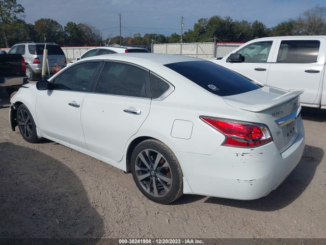 Nissan Altima 2.5 S 2015 1N4AL3AP7FN403578 Image 3