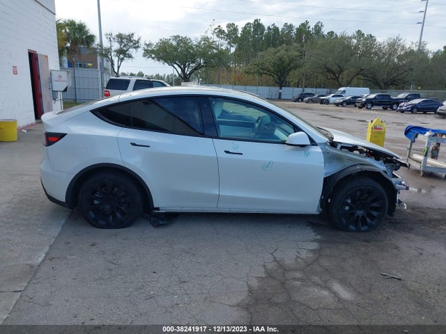 5YJYGDEEXMF201714 Tesla Model Y Long Range Dual Motor All-wheel Drive