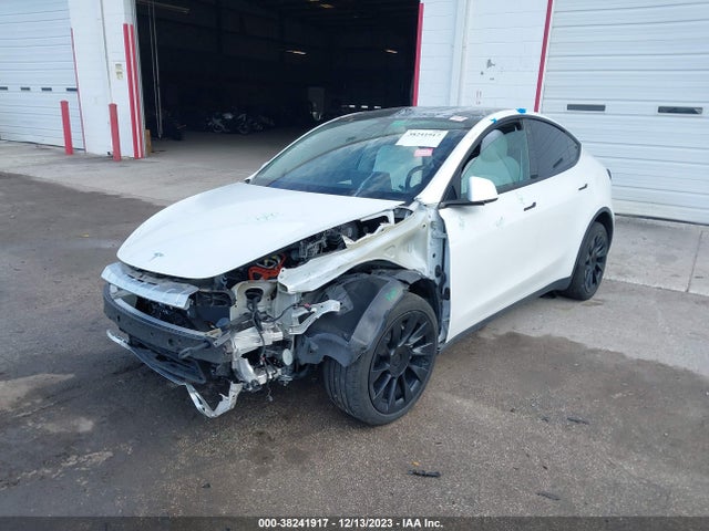 2021 TESLA MODEL Y 5YJYGDEEXMF201714 Photo 1