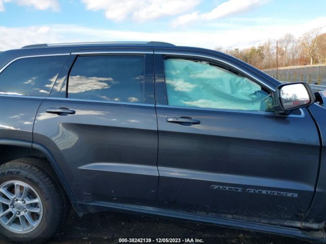 1C4RJEAG9JC481184 Jeep Grand Cherokee Laredo E 4x2