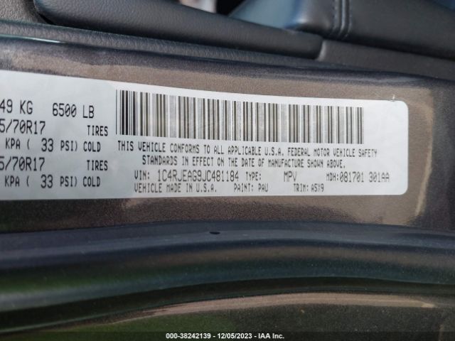 1C4RJEAG9JC481184 Jeep Grand Cherokee Laredo E 4x2
