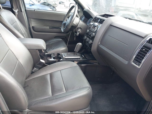 2011 FORD ESCAPE LIMITED VIN: 1FMCU0EGXBKB83403