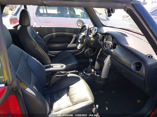 2006 MINI COOPER S WMWRH33536TF88427 Photo 4