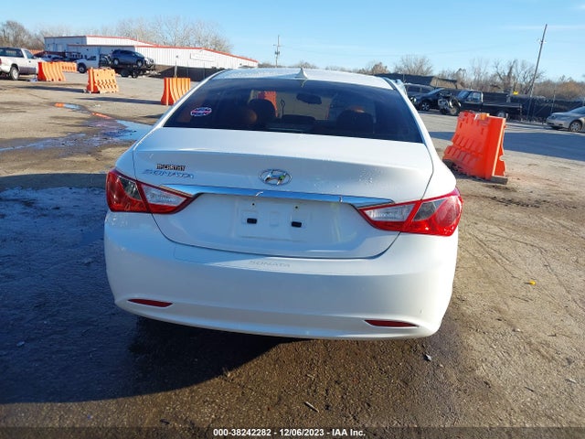 2012 HYUNDAI SONATA GLS VIN: 5NPEB4AC8CH487987