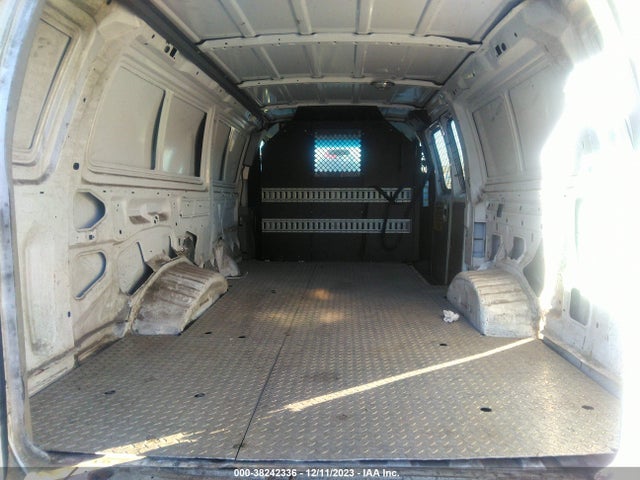2011 FORD E-350 SUPER DUTY COMMERCIAL VIN: 1FDSS3EL9BDA32914