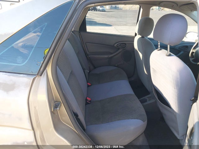 2004 FORD FOCUS LX VIN: 1FAFP33Z44W126405