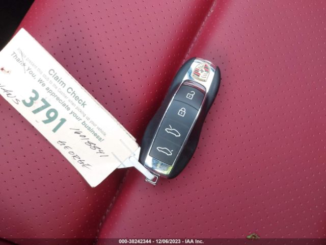 2023 PORSCHE 718 CAYMAN WP0AD2A88PS271282 Photo 10