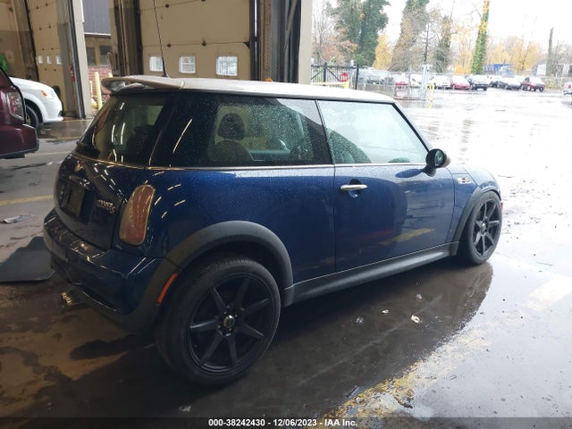 2004 MINI COOPER S WMWRE33464TD77459 Photo 3