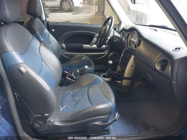 2004 MINI COOPER S WMWRE33464TD77459 Photo 4