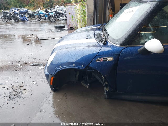 2004 MINI COOPER S WMWRE33464TD77459 Photo 5
