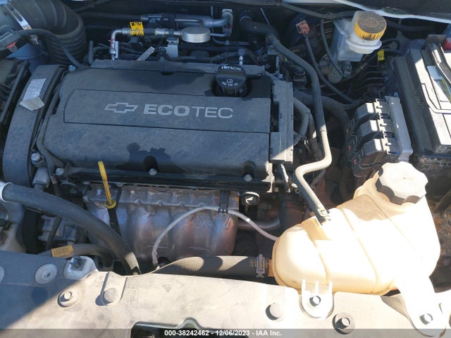 Chevrolet Sonic Lt Auto 2018 1G1JD5SH3J4108687 Image 10