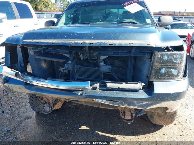 2011 GMC SIERRA 1500 SLE VIN: 3GTP2VE34BG290928