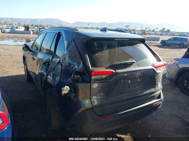 2019 TOYOTA RAV4 XLE VIN: JTMP1RFV8KD513382