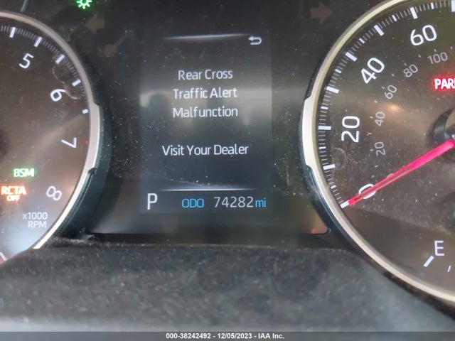 2019 TOYOTA RAV4 XLE VIN: JTMP1RFV8KD513382
