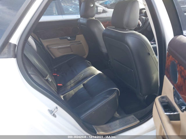 2016 JAGUAR XJ SAJWA1C71G8V95251 Photo 7