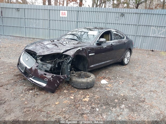 2012 JAGUAR XF SAJWA0HB5CLS59195 Photo 1