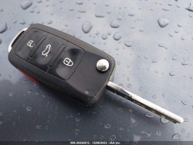 2013 VOLKSWAGEN JETTA 2.5L SE VIN: 3VWDP7AJ5DM362581
