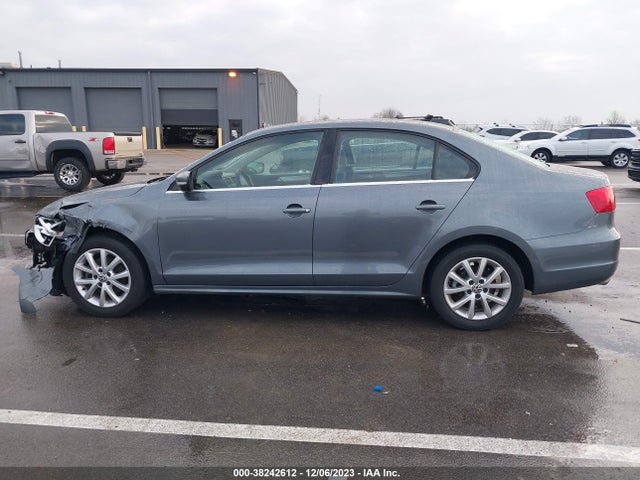 2013 VOLKSWAGEN JETTA 2.5L SE VIN: 3VWDP7AJ5DM362581