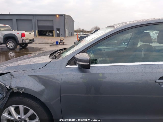 2013 VOLKSWAGEN JETTA 2.5L SE VIN: 3VWDP7AJ5DM362581