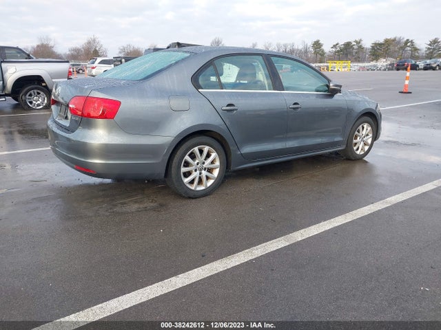 2013 VOLKSWAGEN JETTA 2.5L SE VIN: 3VWDP7AJ5DM362581