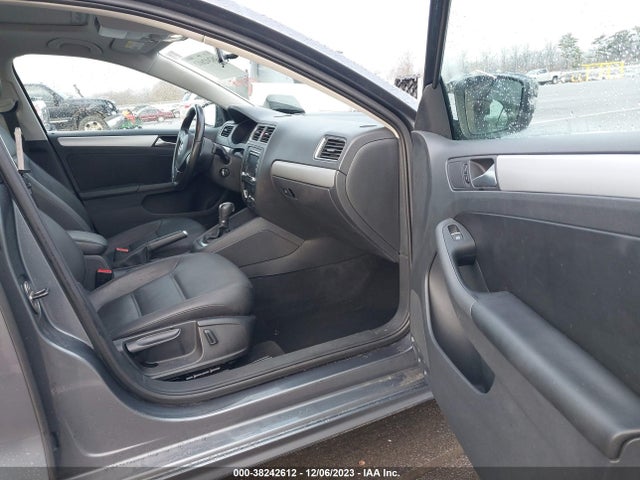 2013 VOLKSWAGEN JETTA 2.5L SE VIN: 3VWDP7AJ5DM362581