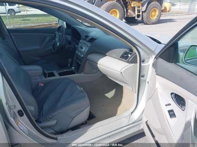 2010 TOYOTA CAMRY LE VIN: 4T4BF3EK1AR033068