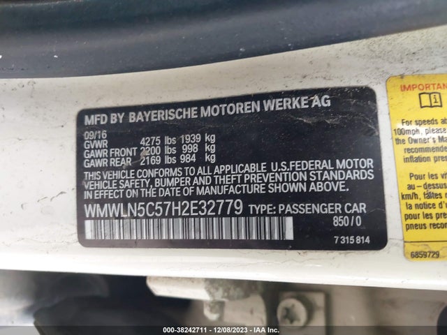 2017 MINI CLUBMAN WMWLN5C57H2E32779 Photo 8
