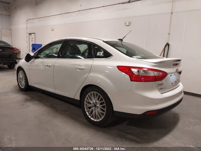 Ford Focus Titanium 2014 1FADP3J22EL357755 Image 3