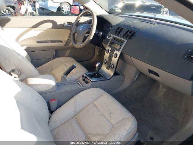 2007 VOLVO C70 T5 VIN: YV1MC68257J024326