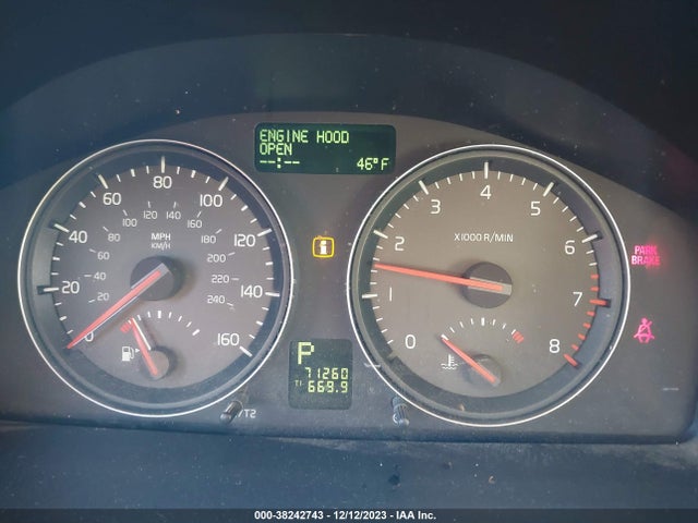 2007 VOLVO C70 T5 VIN: YV1MC68257J024326