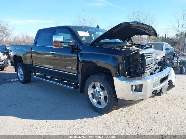 2016 1GC1KWEG4GF257581 main image