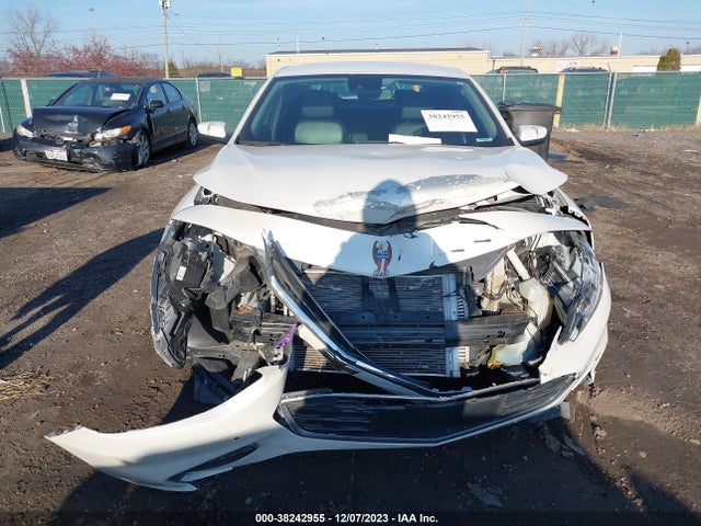 Chevrolet Malibu Premier 2016 1G1ZH5SX8GF358518 Image 12