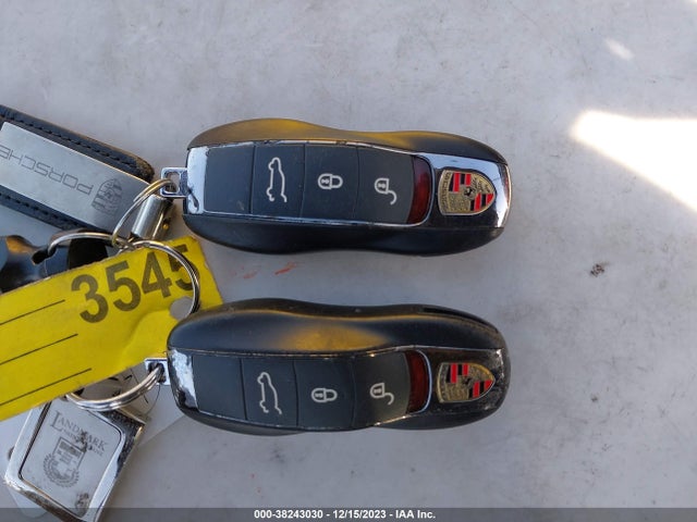 2018 PORSCHE MACAN WP1AA2A57JLB02353 Photo 10